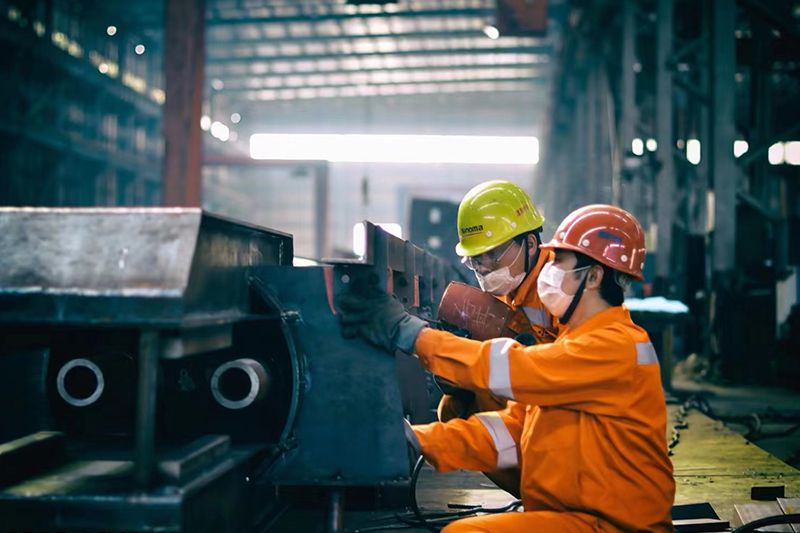 Мы реализуем проектные решения «под ключ» для производства цемента