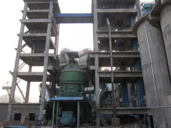 Вертикальная мельница для конечного помола клинкера LRMK43.4